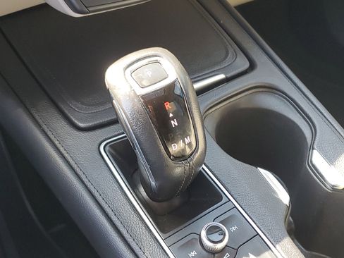 Used 2019 Cadillac XT4 Luxury image 26