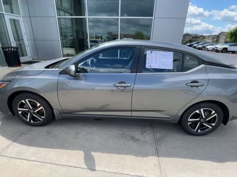Used 2025 Nissan Sentra SV w/ Trunk Package FWD image 7