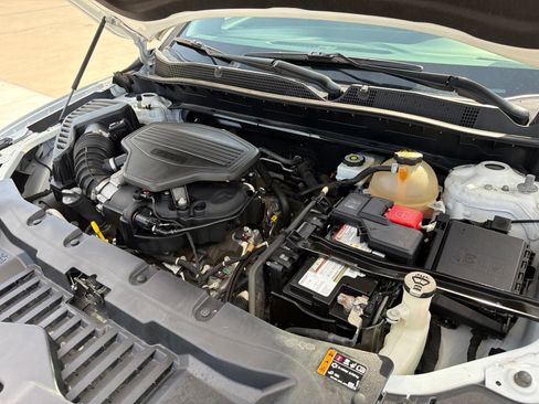 Used 2019 Chevrolet Blazer RS FWD image 42