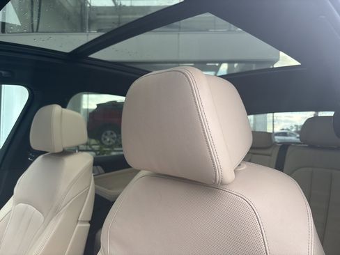 Used 2020 BMW X5 sDrive40i w/ Luxury Seating Package image 50