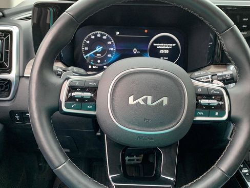 Used 2022 Kia Sorento SX Prestige image 16