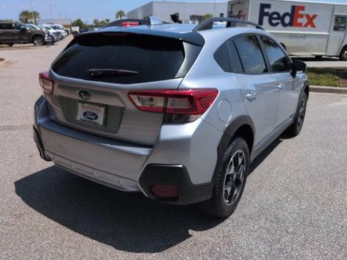 Used 2019 Subaru Crosstrek 2.0i Premium AWD/4WD image 4