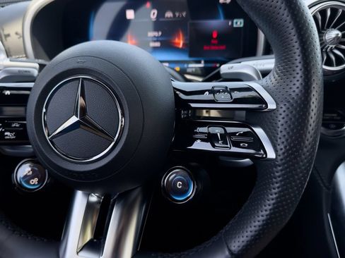 Used 2022 Mercedes-Benz SL 63 AMG 4MATIC image 13