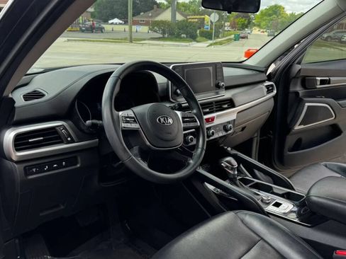 Used 2020 Kia Telluride S w/ S 8 Passenger Seating Package FWD image 26