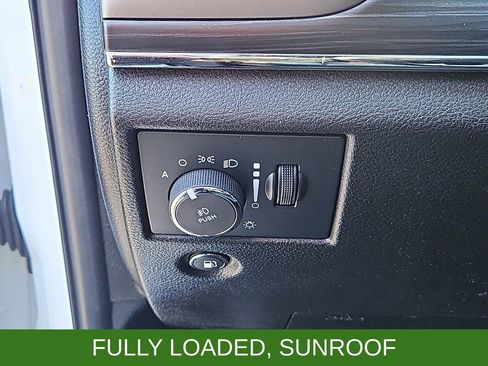 Used 2022 Jeep Grand Cherokee Limited AWD/4WD image 12