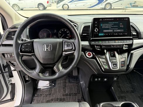 Used 2026 Honda Odyssey Elite image 36