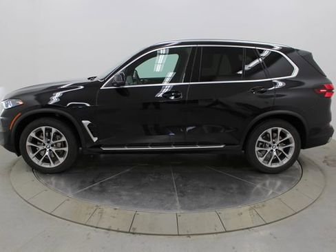 Used 2025 BMW X5 xDrive40i w/ Climate Comfort Package image 6