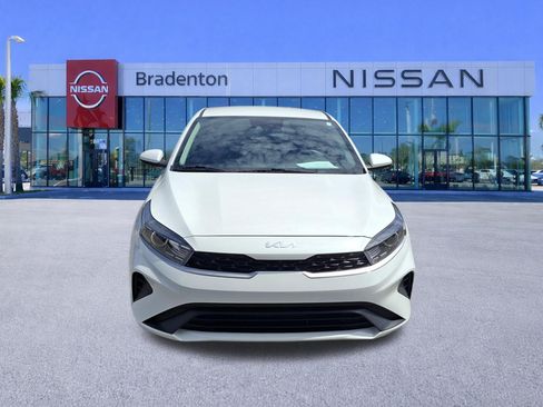 Used 2024 Kia Forte LXS FWD image 2
