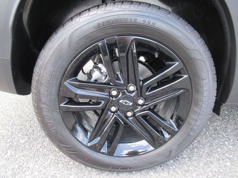 New 2026 Chevrolet Trax ACTIV w/ Driver Confidence Package FWD image 8