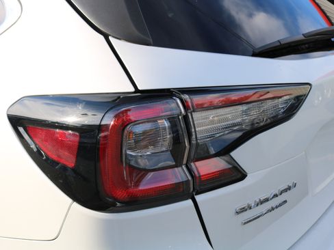 Used 2020 Subaru Outback Limited image 10