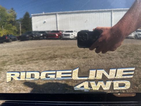 Used 2013 Honda Ridgeline Sport image 38