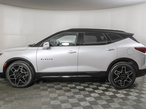 Certified 2023 Chevrolet Blazer RS w/ Driver Confidence II Package image 17