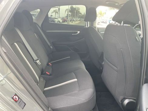 Used 2023 Hyundai Sonata SE w/ Preferred Accessory Package image 24