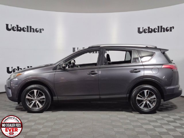 Used 2016 Toyota RAV4 XLE AWD/4WD image 4