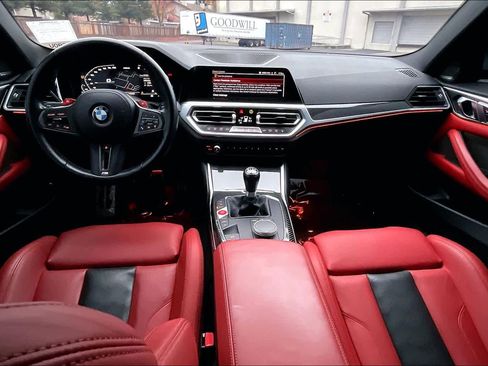 Used 2023 BMW M4 Coupe w/ M Driver's Package image 18