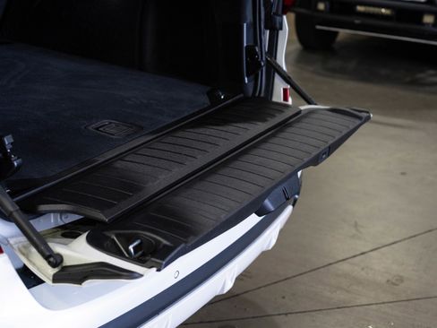 Used 2023 BMW X5 xDrive40i w/ M Sport Package image 27