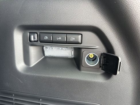 New 2026 Ford Explorer Tremor w/ Tremor Convenience Package image 19