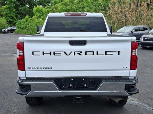 Used 2024 Chevrolet Silverado 2500 LT w/ Convenience Package AWD/4WD image 5