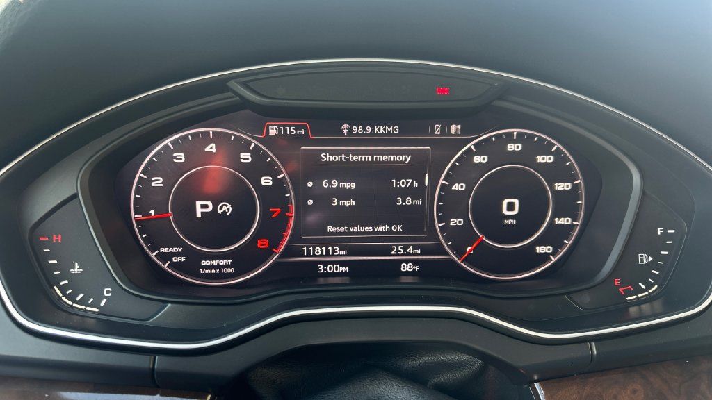 Used 2019 Audi Q5 2.0T Premium Plus w/ Premium Plus Package AWD/4WD image 24