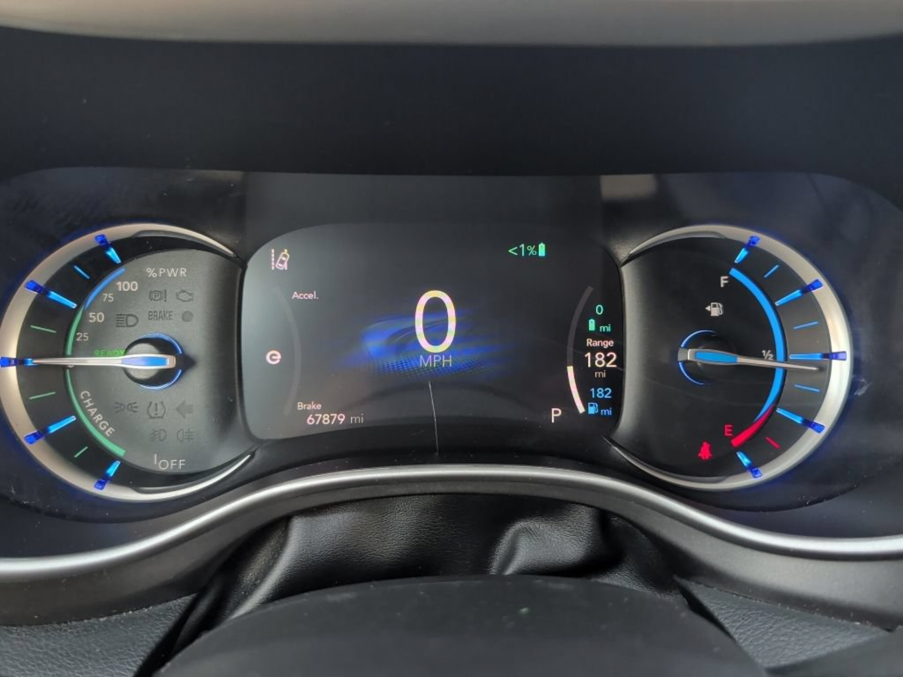 Used 2024 Chrysler Pacifica Limited FWD image 28