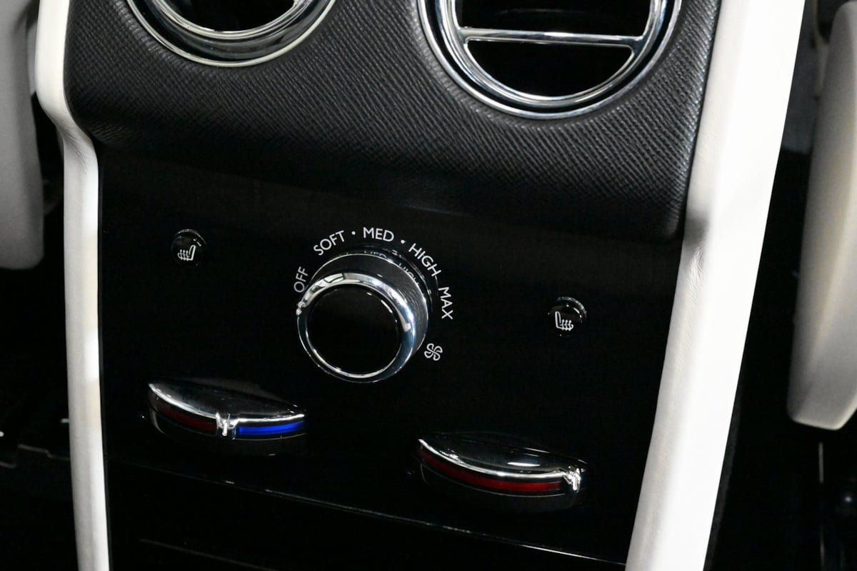Used 2019 Rolls-Royce Cullinan AWD/4WD image 18