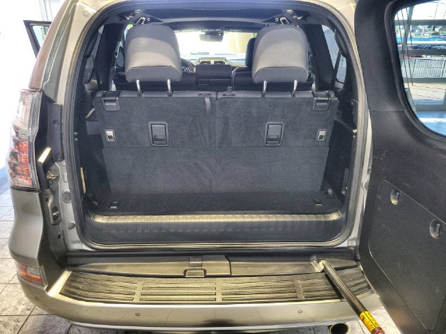 Used 2021 Lexus GX 460 Premium w/ Premium Package AWD/4WD image 25