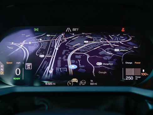 Used 2023 Polestar Polestar 2 w/ Pilot Pack image 23