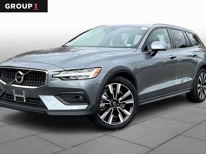 Used 2021 Volvo V60 T5 Cross Country w/ Climate Package