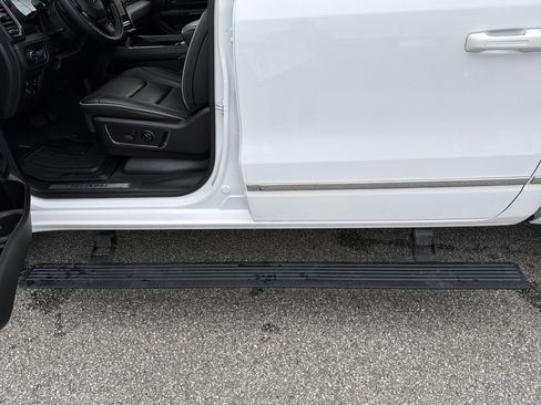 Used 2023 RAM 1500 Limited image 37