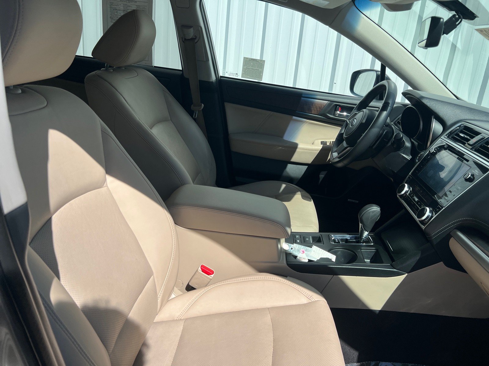 Used 2018 Subaru Outback 2.5i Limited AWD/4WD image 19