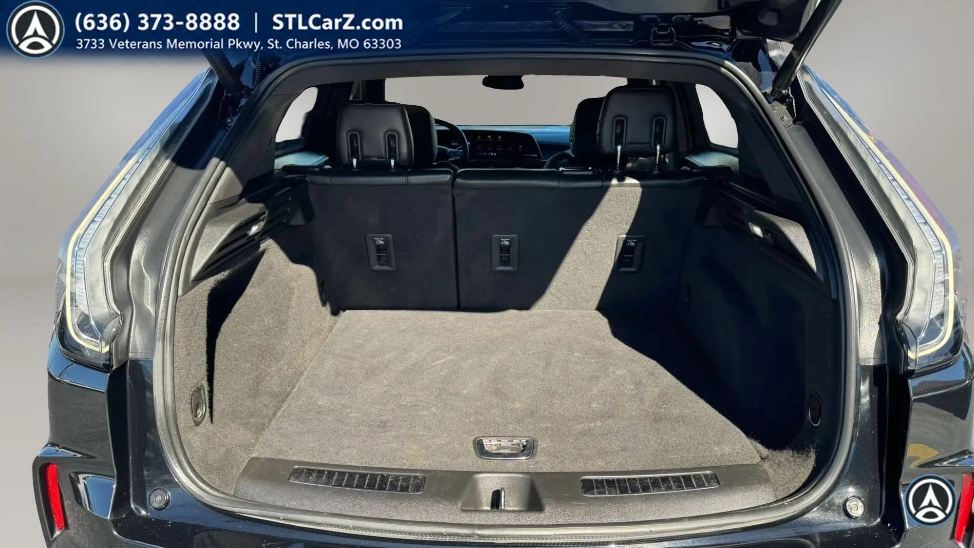 Used 2024 Cadillac XT4 Sport FWD image 15