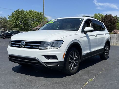 Used 2019 Volkswagen Tiguan SE w/ Panoramic Sunroof Package FWD image 23