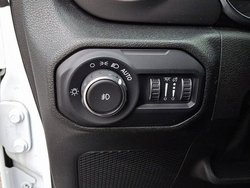 Certified 2022 Jeep Wrangler Unlimited Sport AWD/4WD image 25