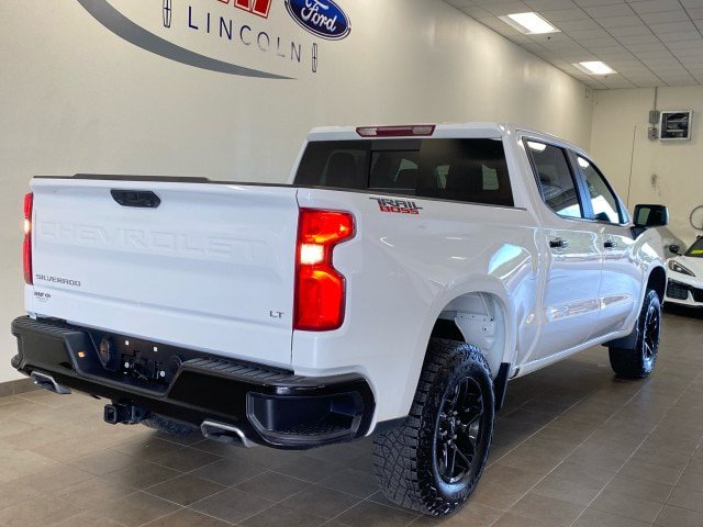 Used 2024 Chevrolet Silverado 1500 LT Trail Boss w/ Convenience Package II AWD/4WD image 7