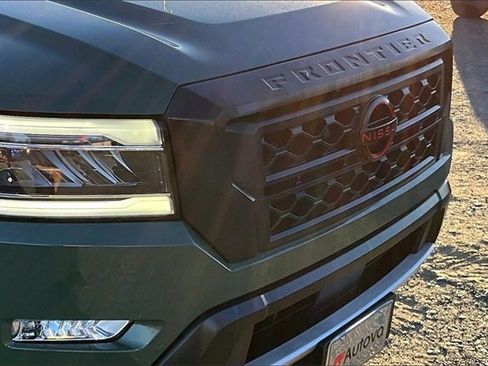 Used 2024 Nissan Frontier PRO-4X w/ Off-Road Protection Package image 29