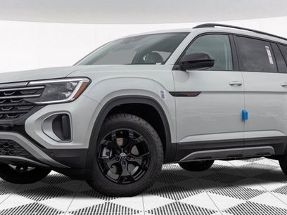 New 2026 Volkswagen Atlas Peak Edition