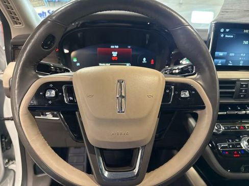 Used 2022 Lincoln Corsair Reserve w/ Equipment Group 201A image 16