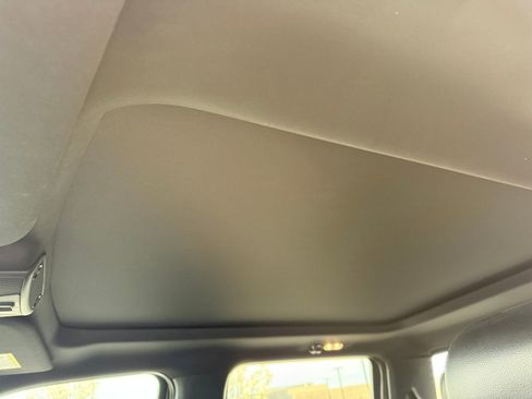 Used 2019 Ford F150 Lariat w/ Equipment Group 502A Luxury image 7