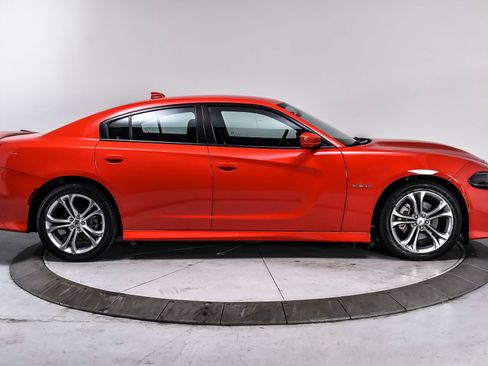 Used 2022 Dodge Charger R/T RWD image 7