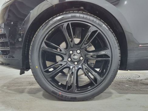 Used 2019 Land Rover Range Rover Velar R-Dynamic SE AWD/4WD image 23