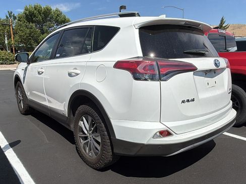 Used 2017 Toyota RAV4 XLE w/ Convenience Package AWD/4WD image 3