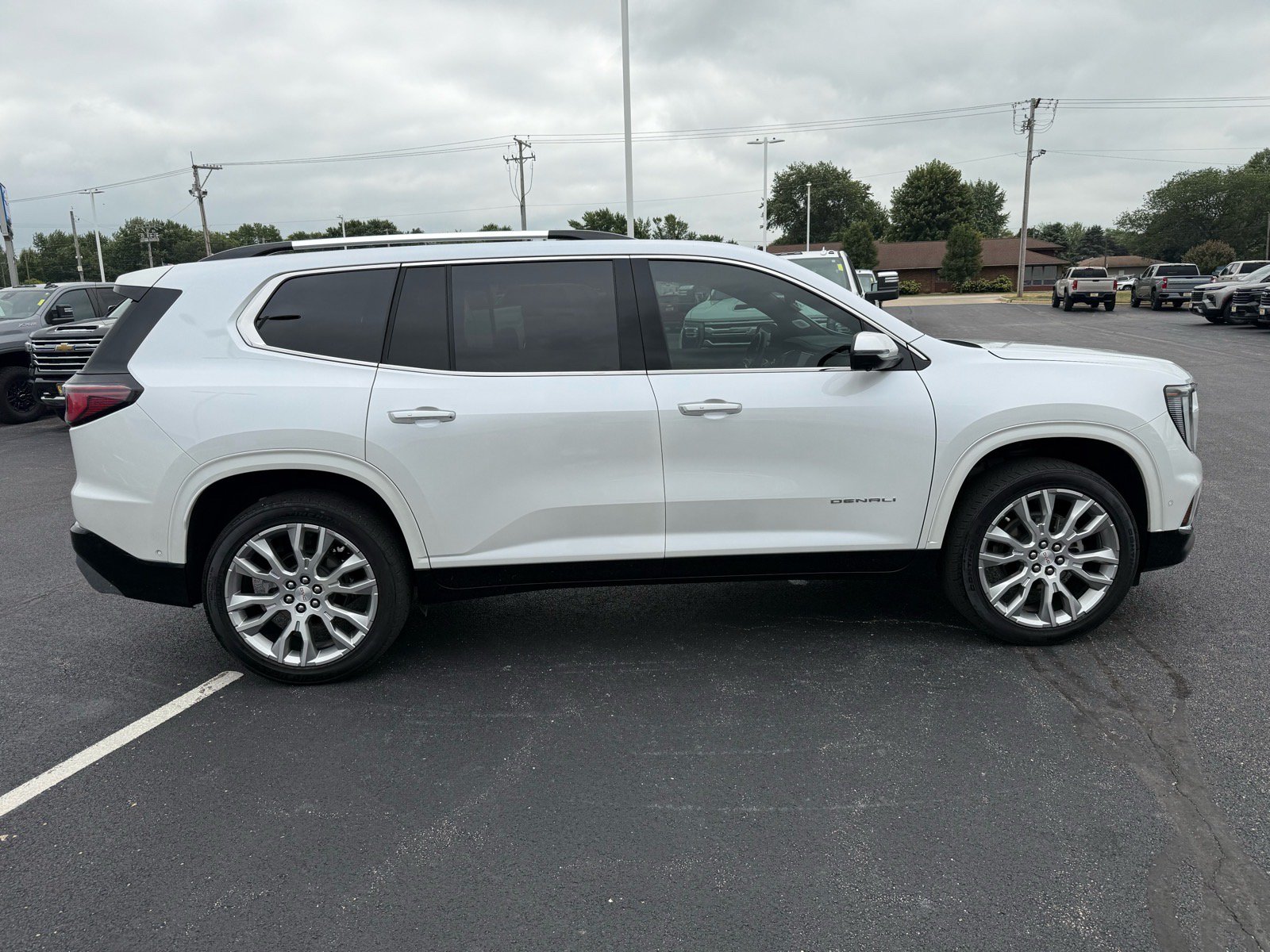 Used 2024 GMC Acadia Denali w/ Super Cruise Package AWD/4WD image 6