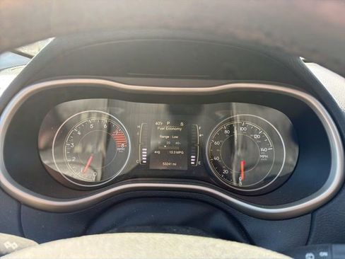 Used 2017 Jeep Cherokee Latitude w/ True North Edition AWD/4WD image 38