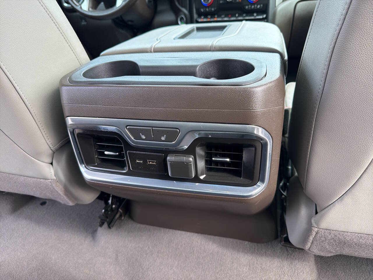 Used 2019 Chevrolet Silverado 1500 LTZ AWD/4WD image 19