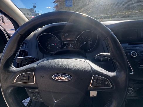 Used 2016 Ford Focus SE w/ Equipment Group 201A image 11