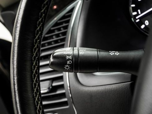 Used 2024 INFINITI QX80 Luxe image 29