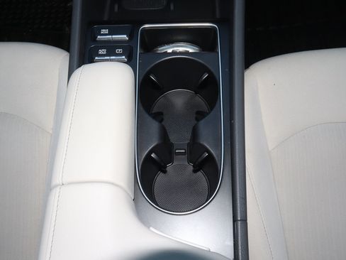 Used 2024 Hyundai Sonata SEL w/ Convenience Package FWD image 19