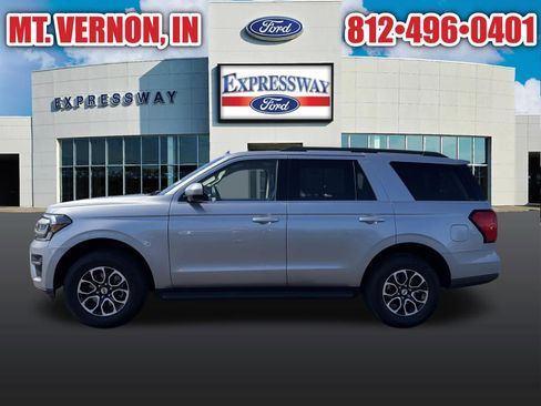 Used 2024 Ford Expedition XLT AWD/4WD image 10