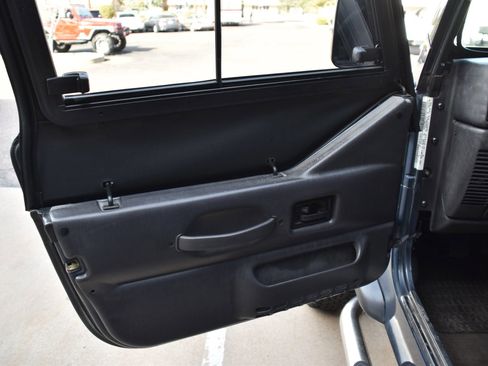 Used 2001 Jeep Wrangler Sport image 12