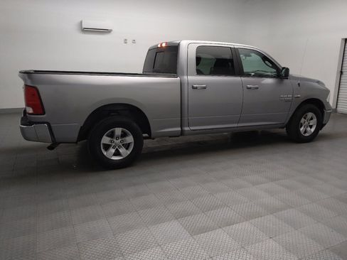 Used 2019 RAM 1500 Classic SLT image 10